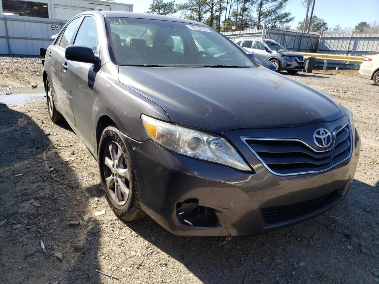 Zdjęcie 1 z aukcji – 2011 TOYOTA CAMRY BASE z VIN 4T1BF3EK5BU192347