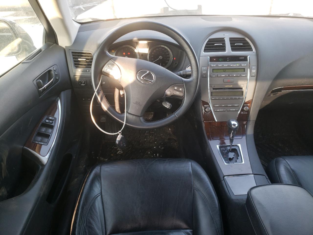 Photo 9 from auction – 2011 LEXUS ES 350 with VIN JTHBK1EG1B2428700