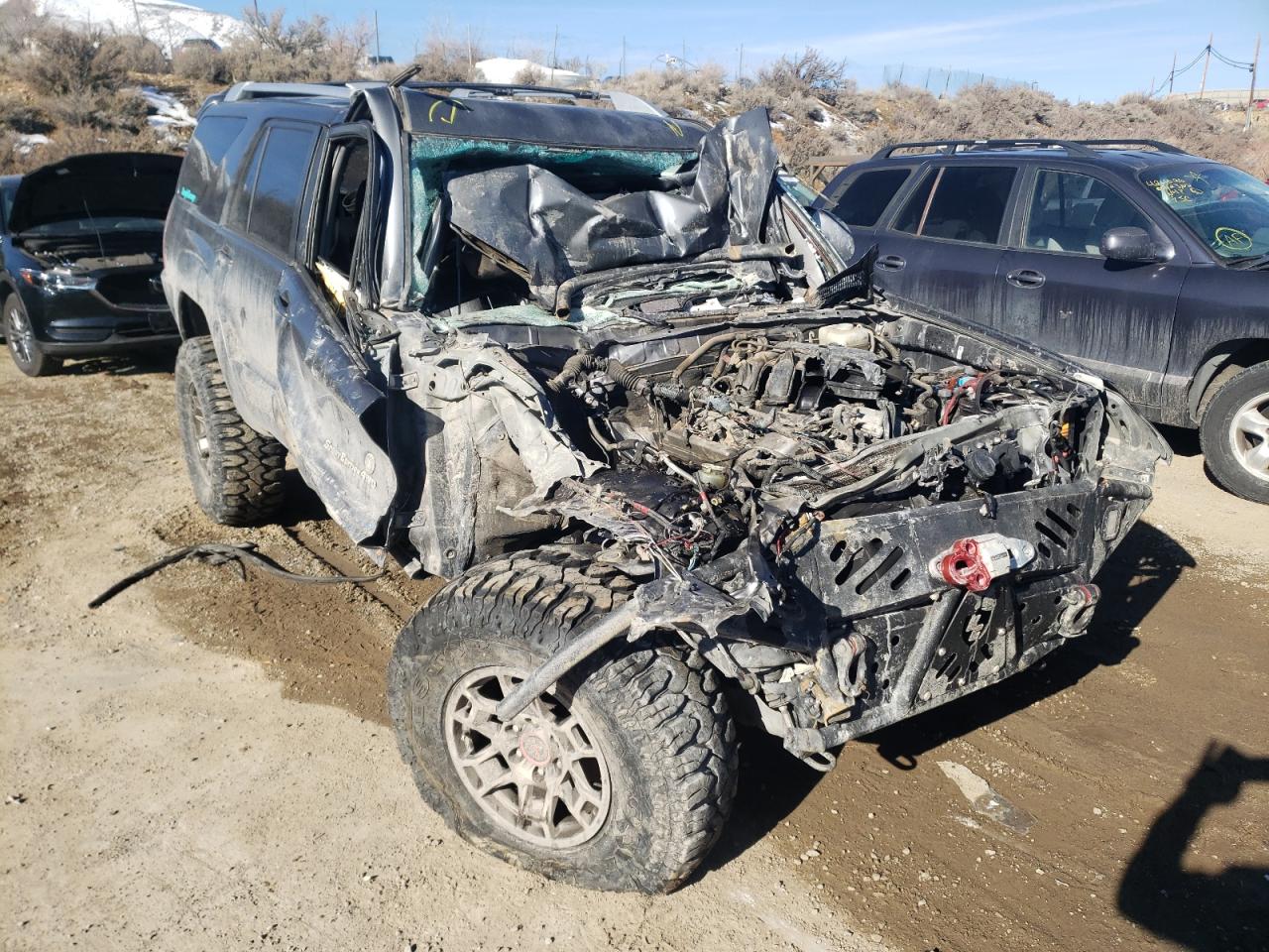 Photo 1 from auction – 2005 TOYOTA 4RUNNER SR with VIN JTEBU14R058033371