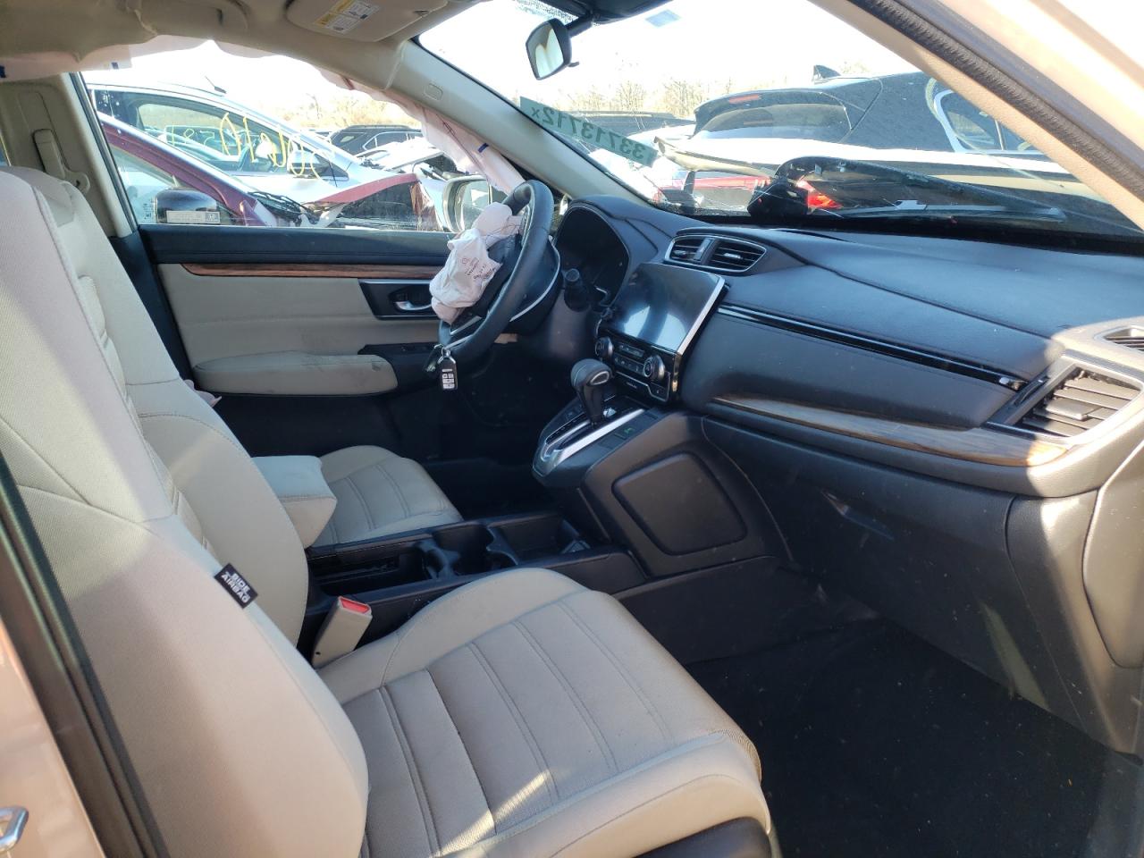 Photo 5 from auction – 2018 HONDA CR-V EX with VIN 2HKRW2H58JH697987