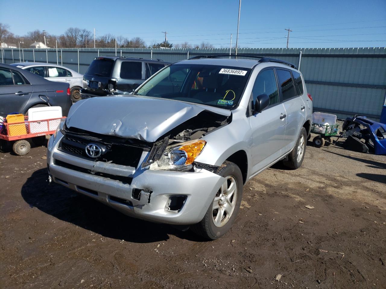 Photo 2 from auction – 2012 TOYOTA RAV4 with VIN JTMBF4DV0C5052949
