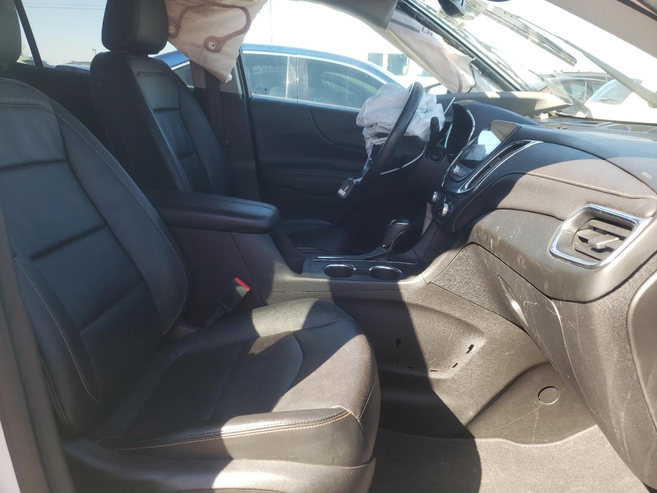Photo 5 from auction – 2018 CHEVROLET EQUINOX PR with VIN 2GNAXNEX0J6285933