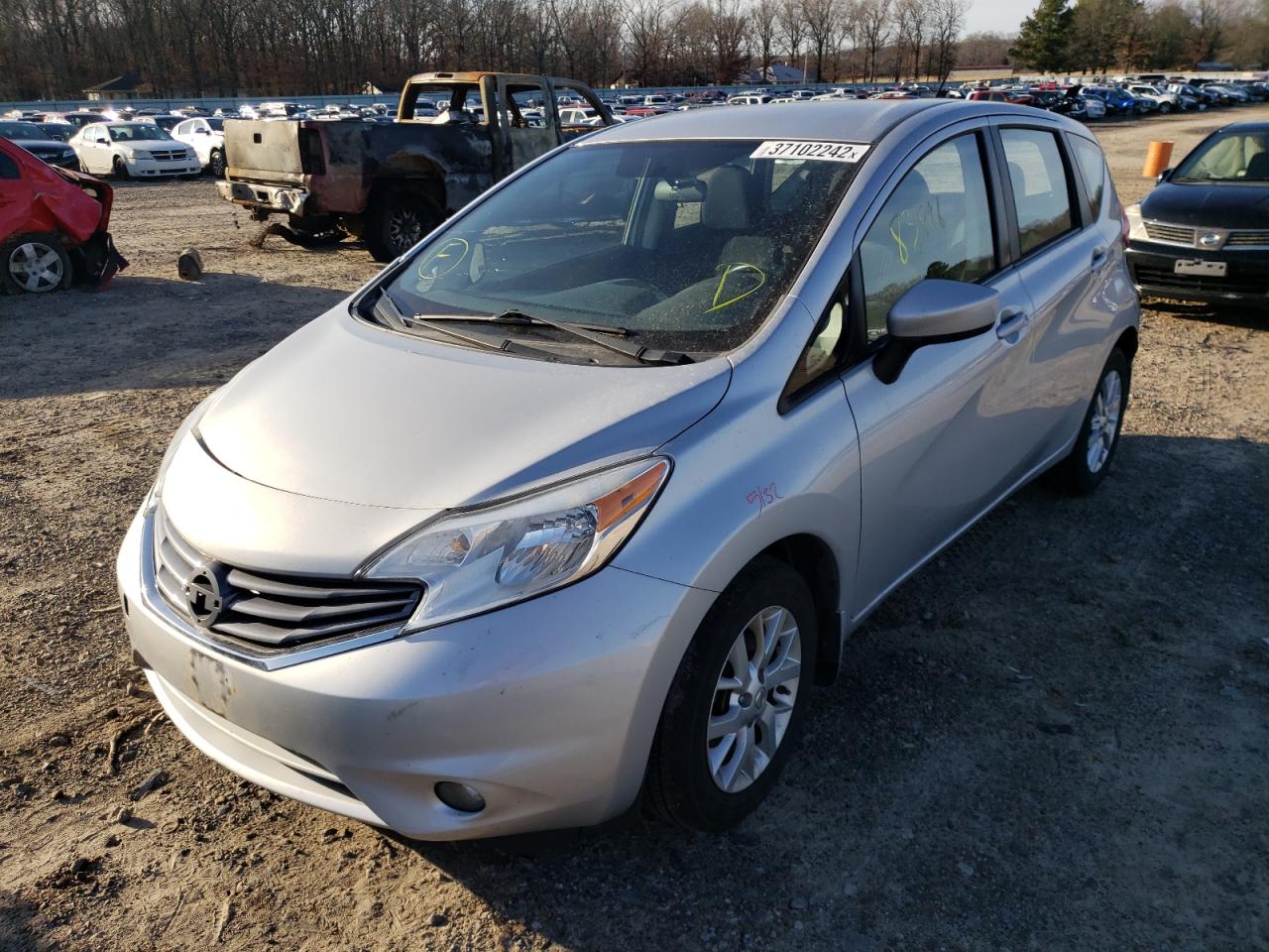 Photo 2 from auction – 2015 NISSAN VERSA NOTE with VIN 3N1CE2CP2FL433188