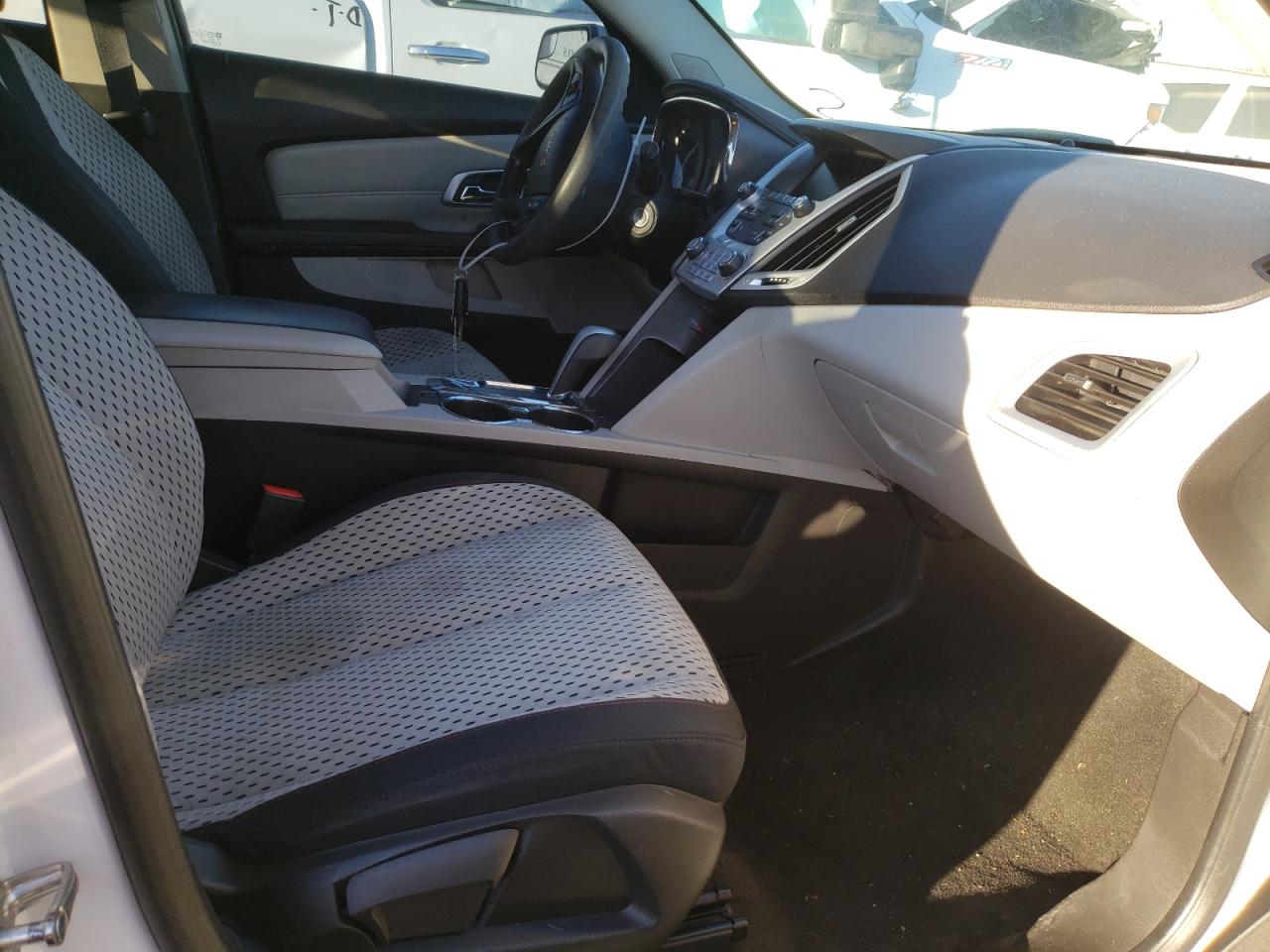Photo 5 from auction – 2013 GMC TERRAIN SL with VIN 2GKALMEKXD6172924