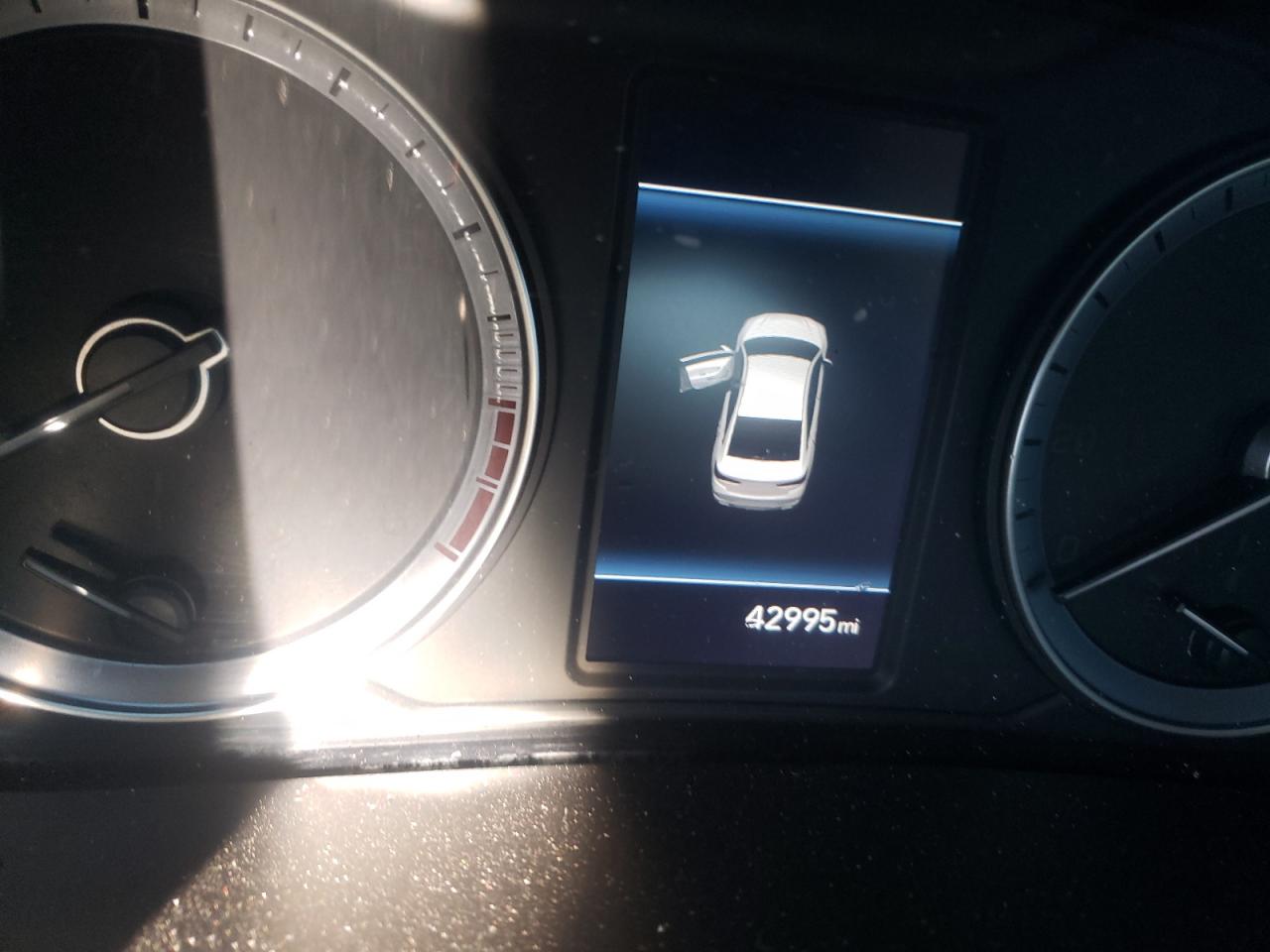 Photo 8 from auction – 2019 HYUNDAI SONATA LIM with VIN 5NPE34AF4KH734606