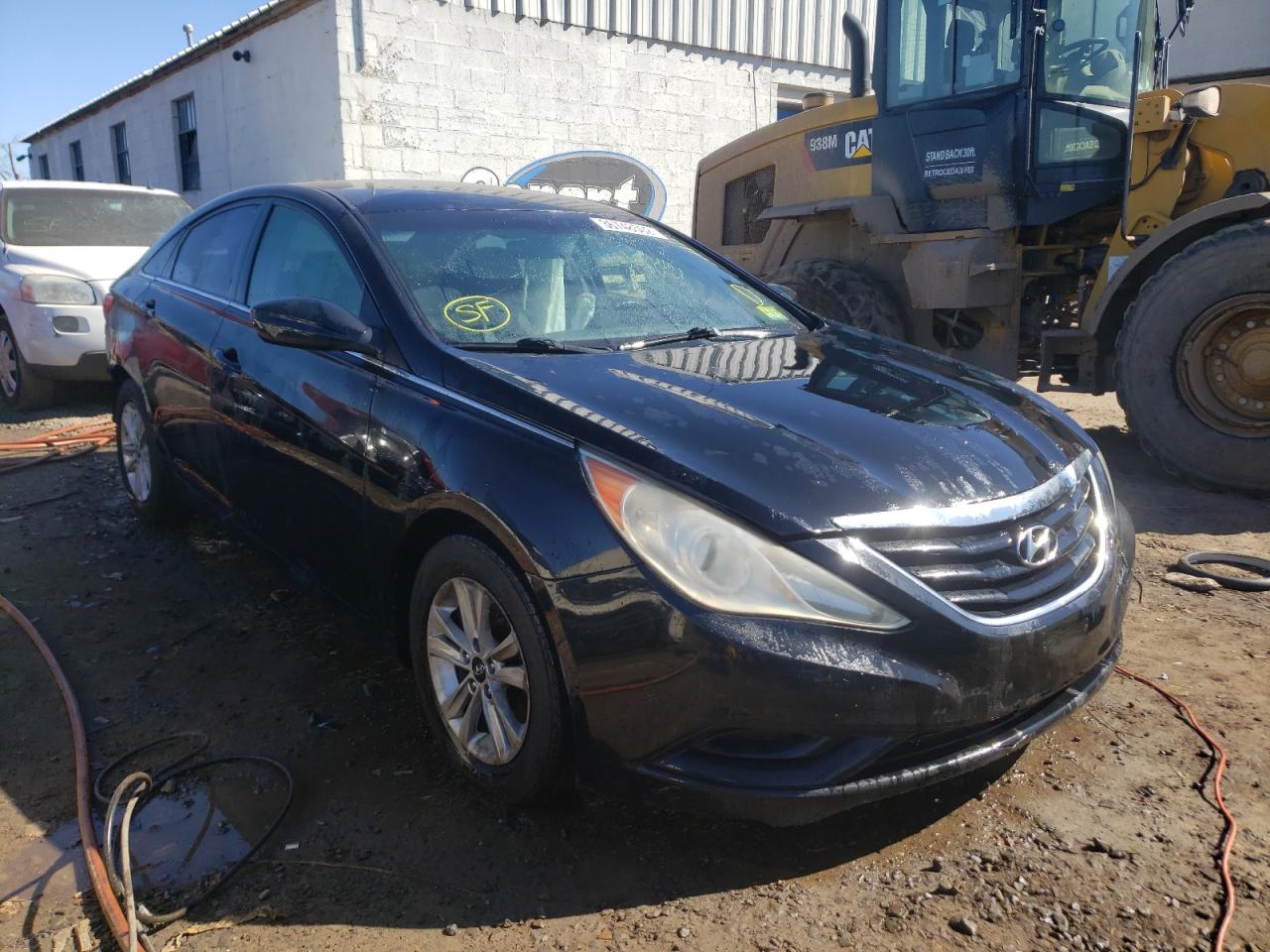 HYUNDAI SONATA GLS 2011 with VIN 5NPEB4AC0BH216176 - Photo from auction