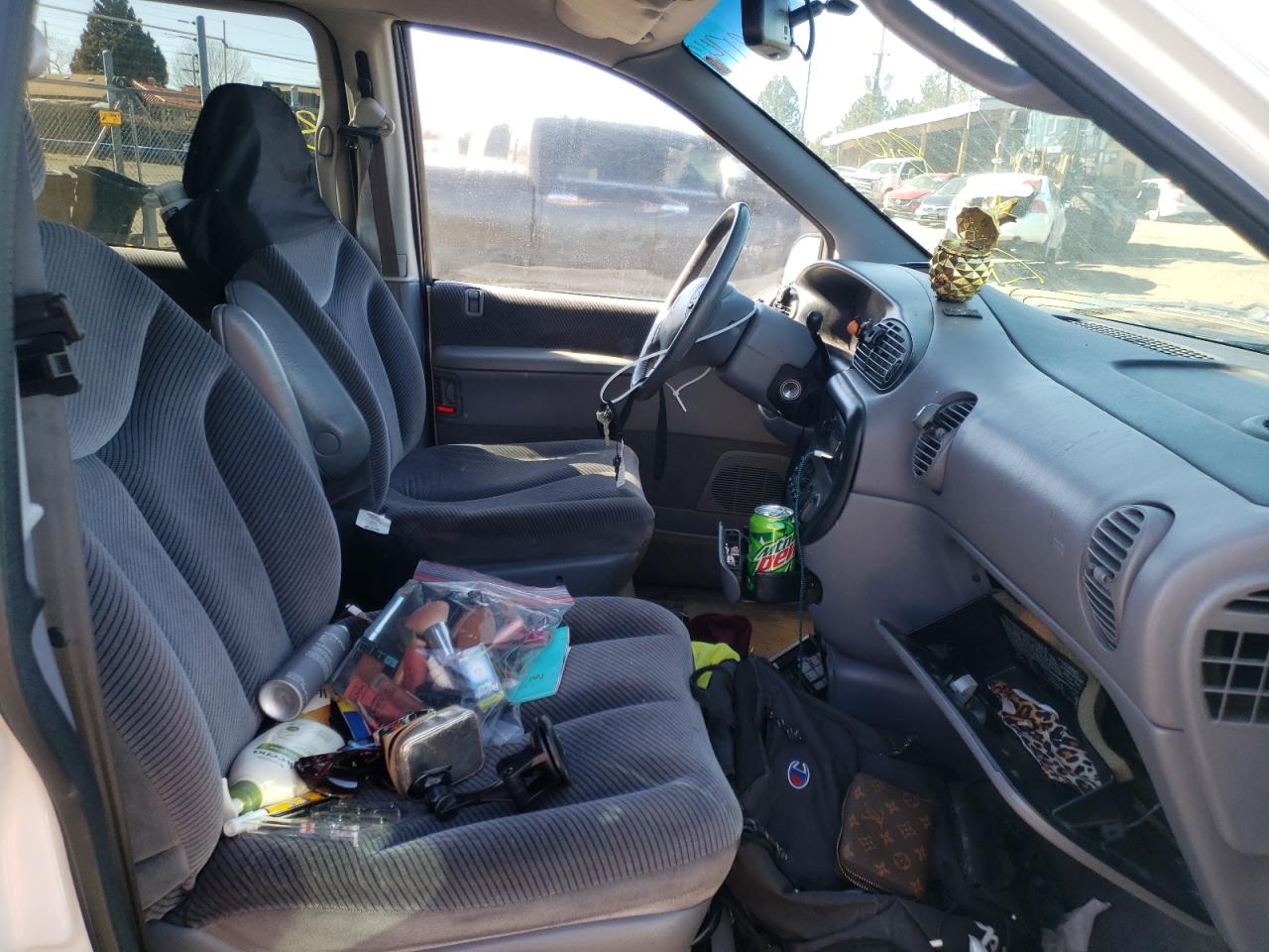 Photo 5 from auction – 1997 DODGE CARAVAN LE with VIN 1B4GP55L1VB266162