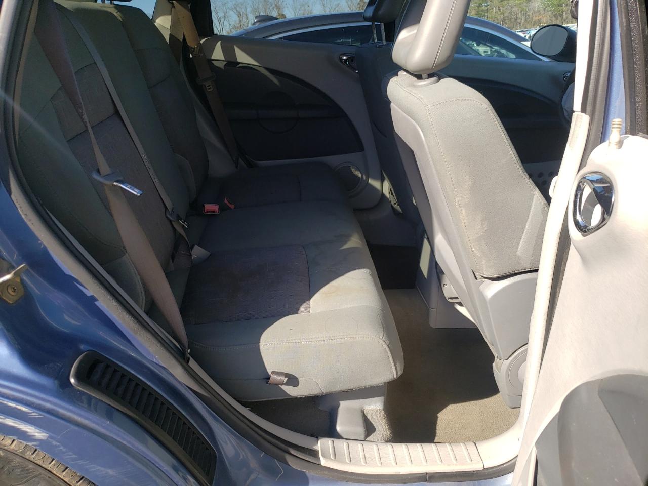 Photo 6 from auction – 2007 CHRYSLER PT CRUISER with VIN 3A4FY58B27T567498