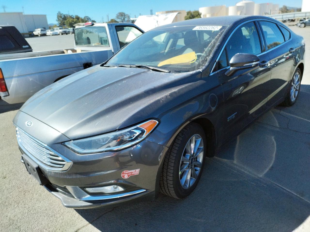 Photo 2 from auction – 2017 FORD FUSION SE with VIN 3FA6P0PU2HR354618
