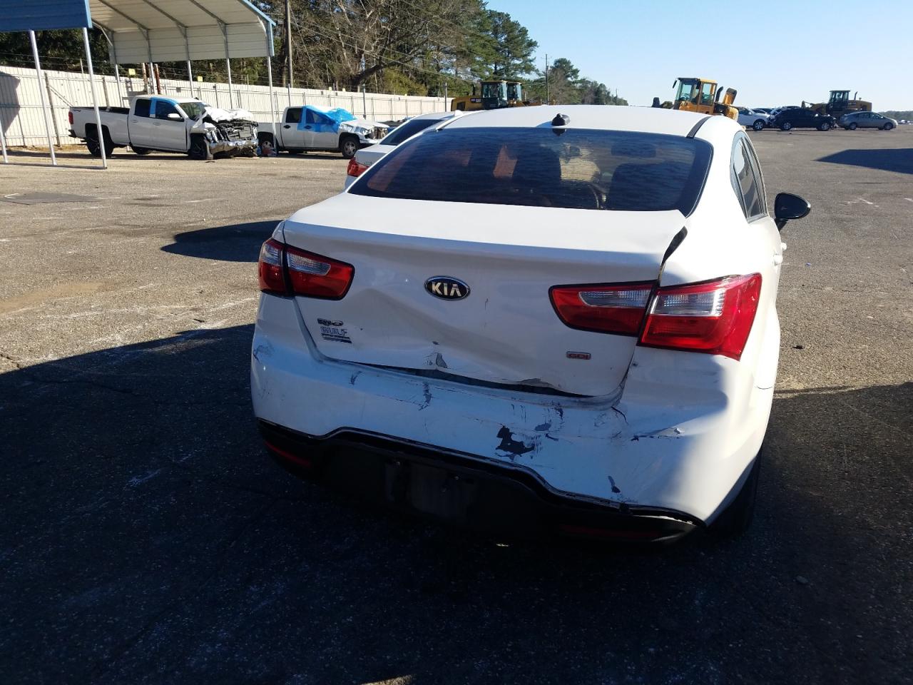 Photo 9 from auction – 2015 KIA RIO LX with VIN KNADM4A37F6467165
