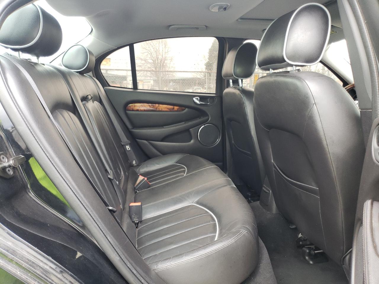Photo 6 from auction – 2006 JAGUAR X-TYPE 3.0 with VIN SAJWA51A26WE69807