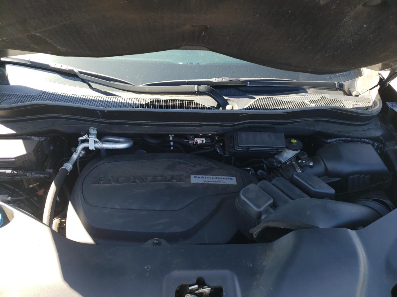 Photo 7 from auction – 2016 HONDA PILOT ELIT with VIN 5FNYF6H01GB101312