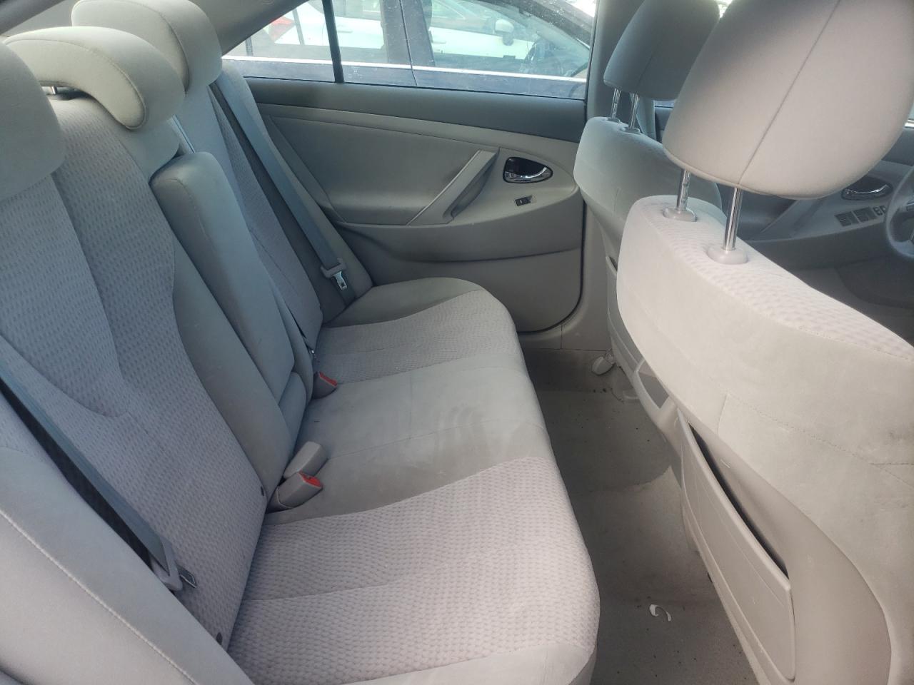 Photo 6 from auction – 2011 TOYOTA CAMRY BASE with VIN 4T4BF3EK9BR169028