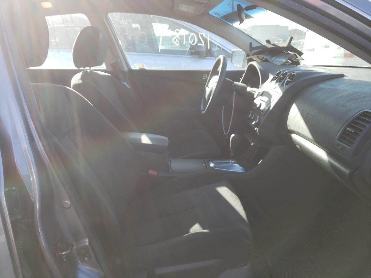 Photo 5 from auction – 2010 NISSAN ALTIMA HYB with VIN 1N4CL2AP8AC114281