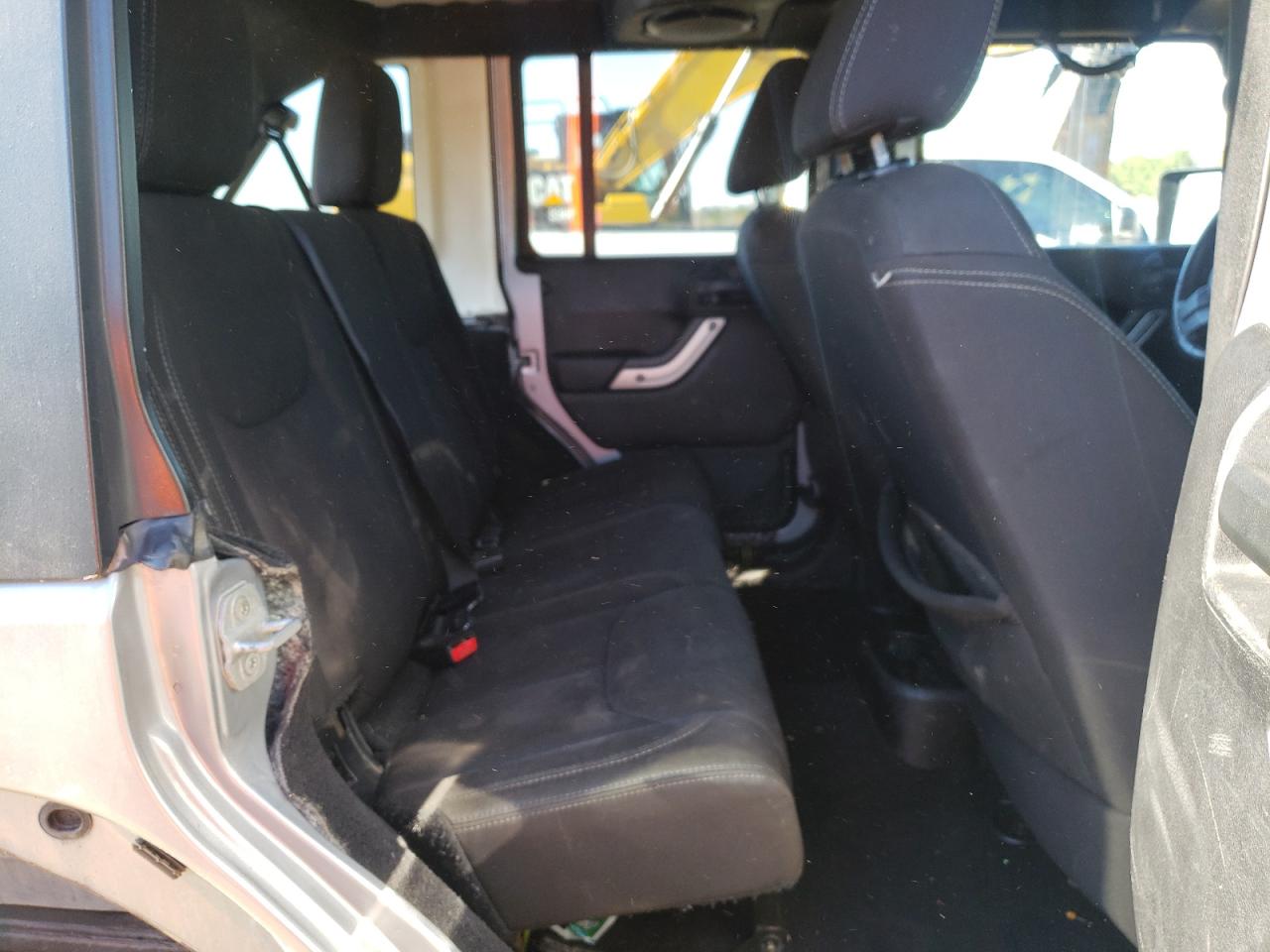 Photo 6 from auction – 2014 JEEP WRANGLER U with VIN 1C4BJWEG0EL139212
