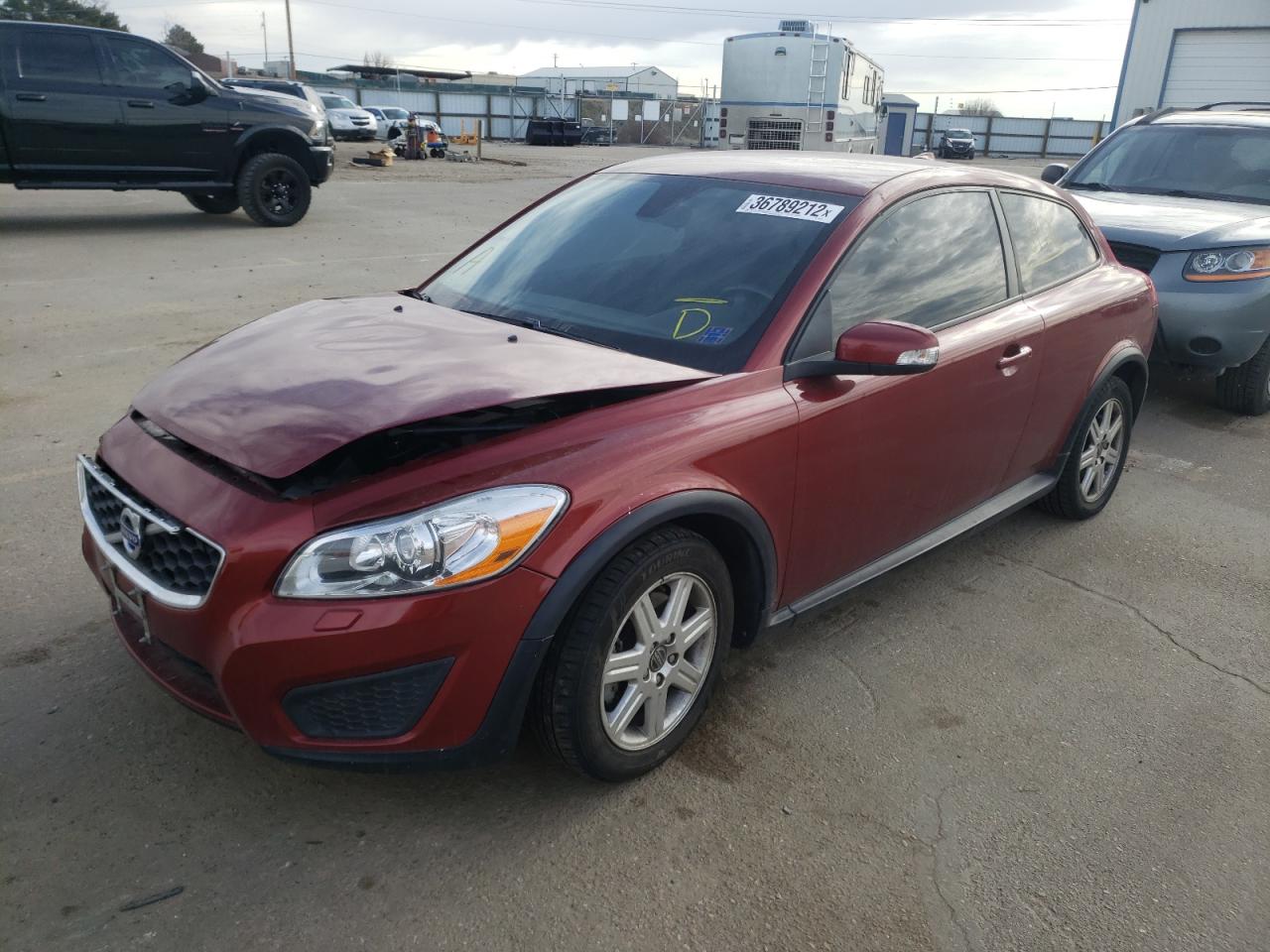 Foto 2 de la subasta – 2011 VOLVO C30 T5 con VIN YV1672MK6B2244086