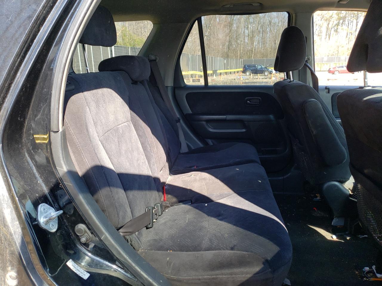 Photo 6 from auction – 2005 HONDA CR-V EX with VIN SHSRD78885U303155