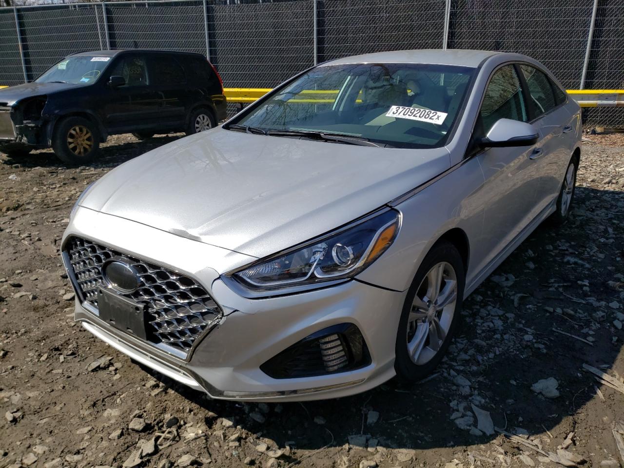 Photo 2 from auction – 2019 HYUNDAI SONATA LIM with VIN 5NPE34AF5KH744142