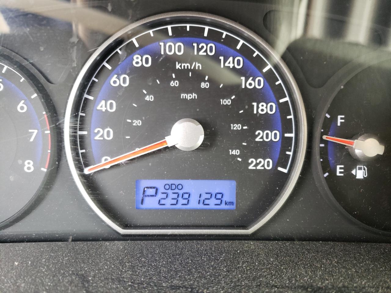 Photo 8 from auction – 2010 HYUNDAI SANTA FE G with VIN 5NMSG3AB3AH372004