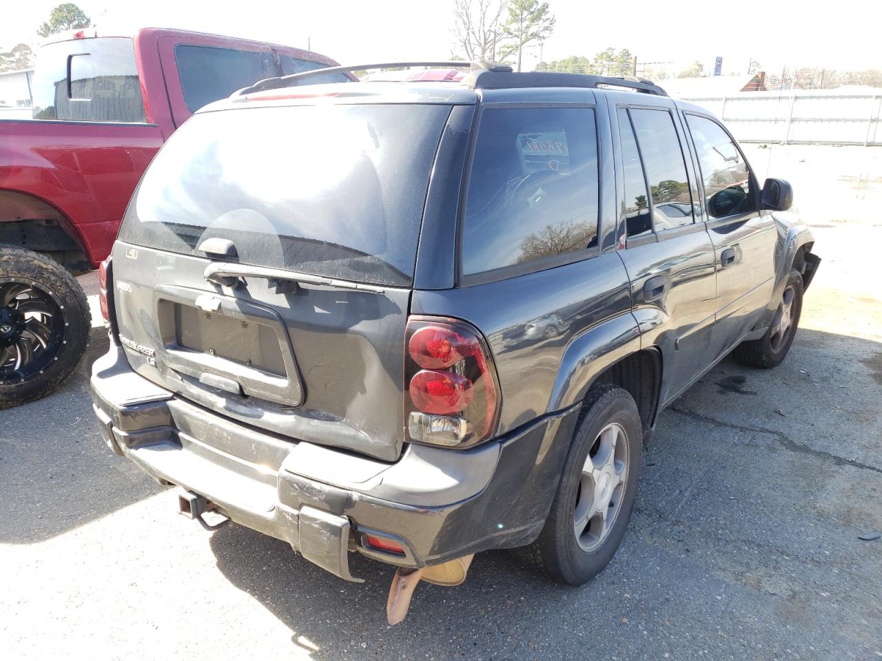 Photo 4 from auction – 2007 CHEVROLET TRAILBLAZE with VIN 1GNDS13S072179581