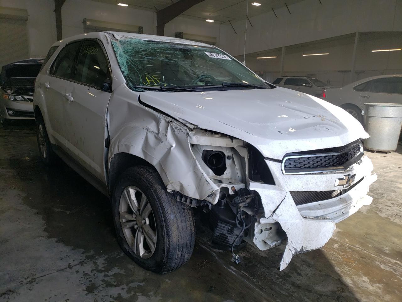 CHEVROLET EQUINOX LS 2014 with VIN 1GNALAEK3EZ102270 - Photo from auction
