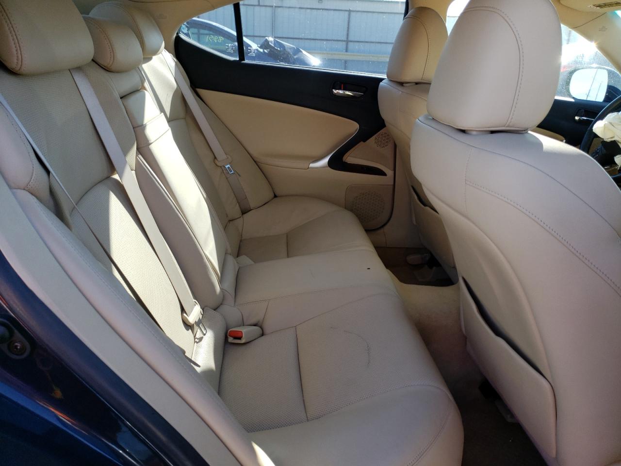 Photo 6 from auction – 2006 LEXUS IS 250 with VIN JTHBK262665014793