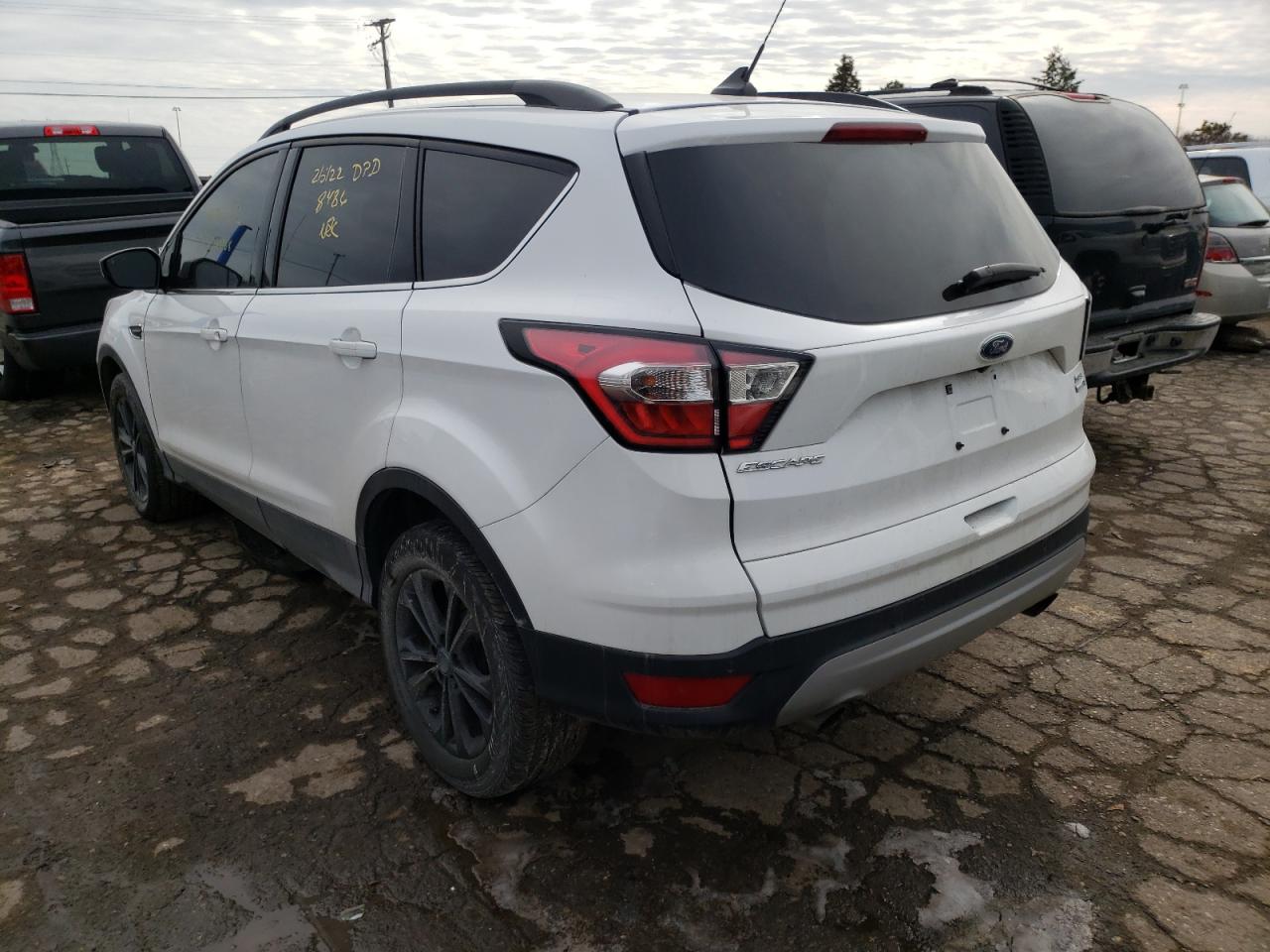 Photo 3 from auction – 2018 FORD ESCAPE SEL with VIN 1FMCU9HD3JUD18486