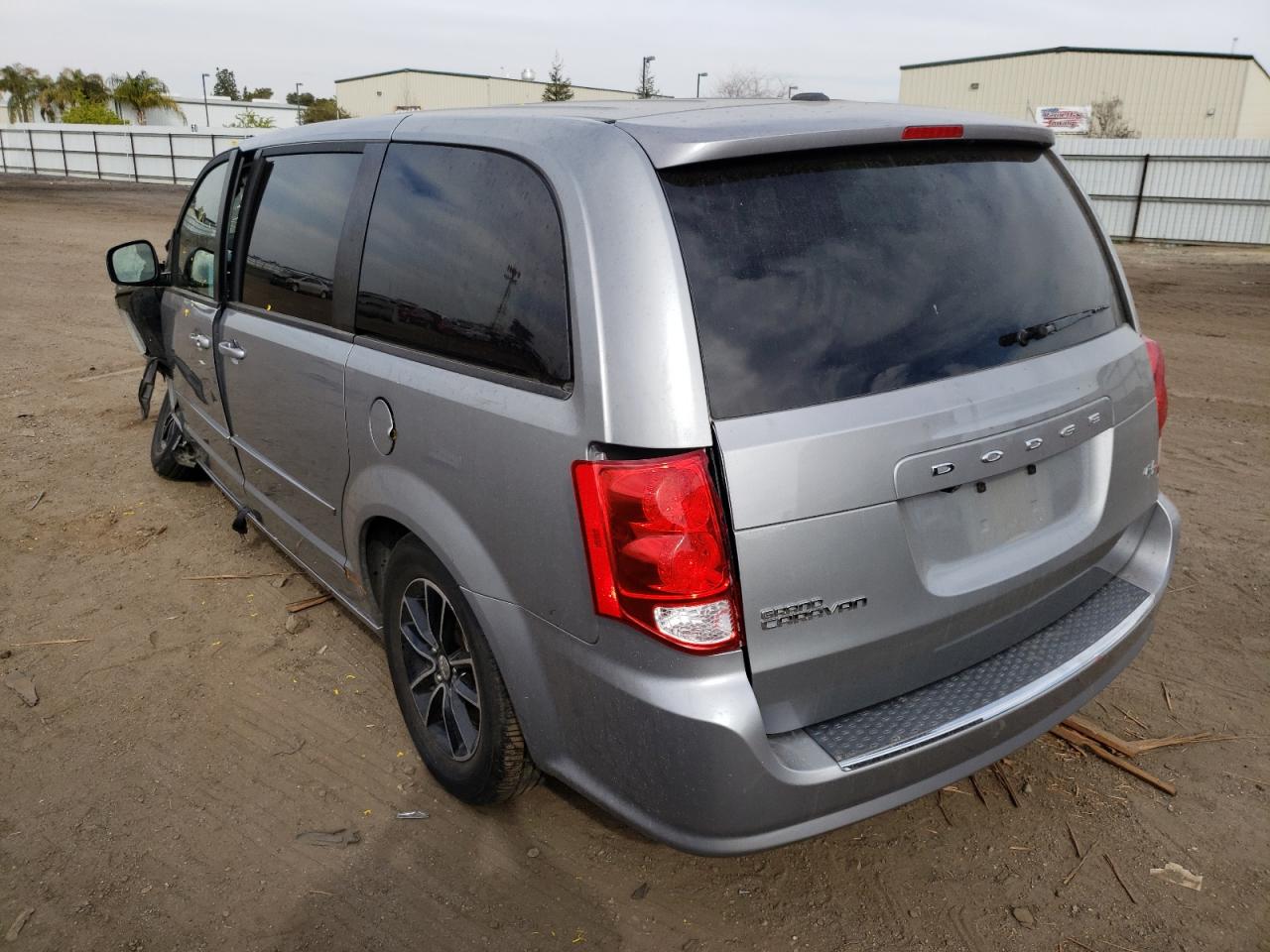 Foto 3 de la subasta – 2015 DODGE GRAND CARA con VIN 2C4RDGEG3FR592986