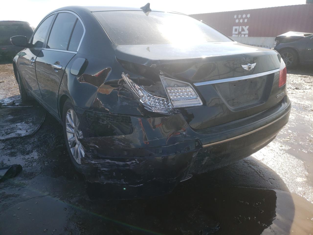 Photo 3 from auction – 2009 HYUNDAI GENESIS 3. with VIN KMHGC46E59U024330