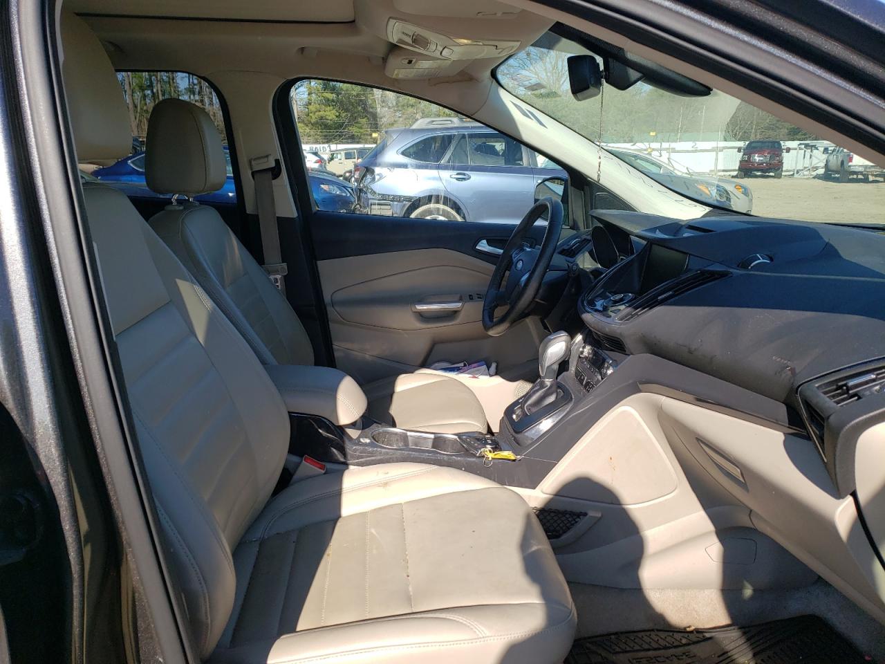 Photo 5 from auction – 2015 FORD ESCAPE TIT with VIN 1FMCU9J97FUB44614