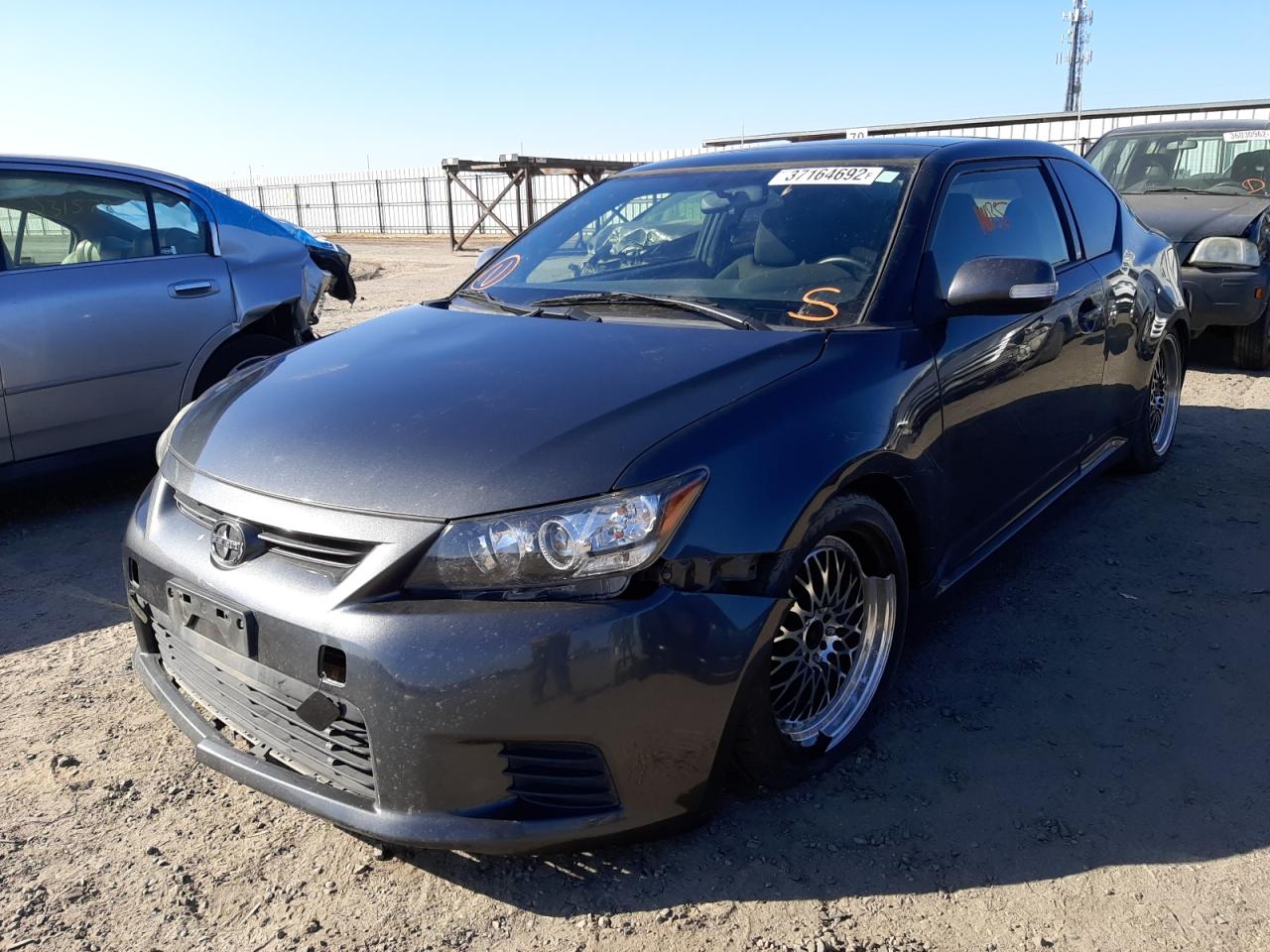 Photo 2 from auction – 2013 TOYOTA SCION TC with VIN JTKJF5C79D3045976