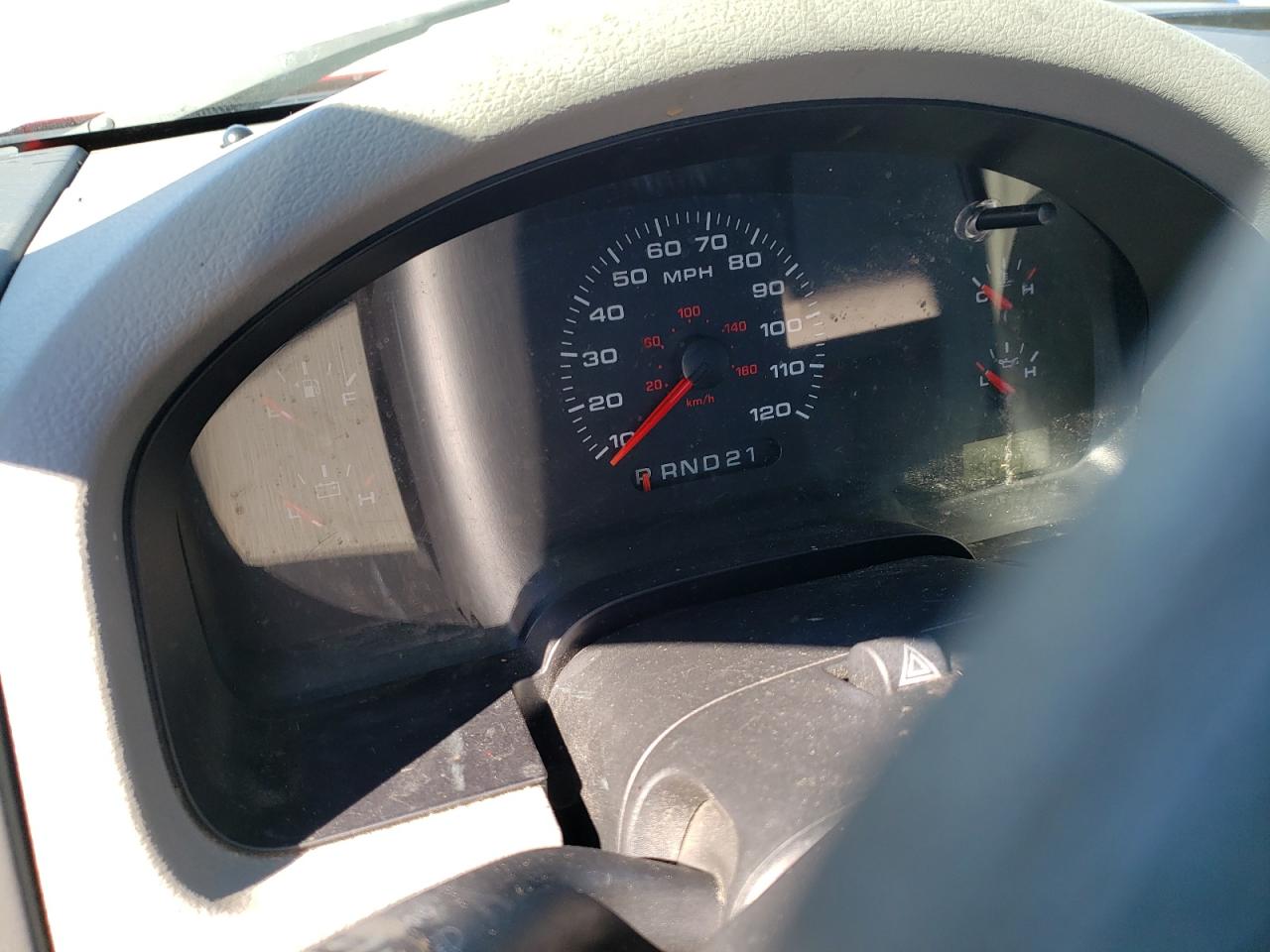 Photo 8 from auction – 2005 FORD F150 with VIN 1FTRF02W75KD94728