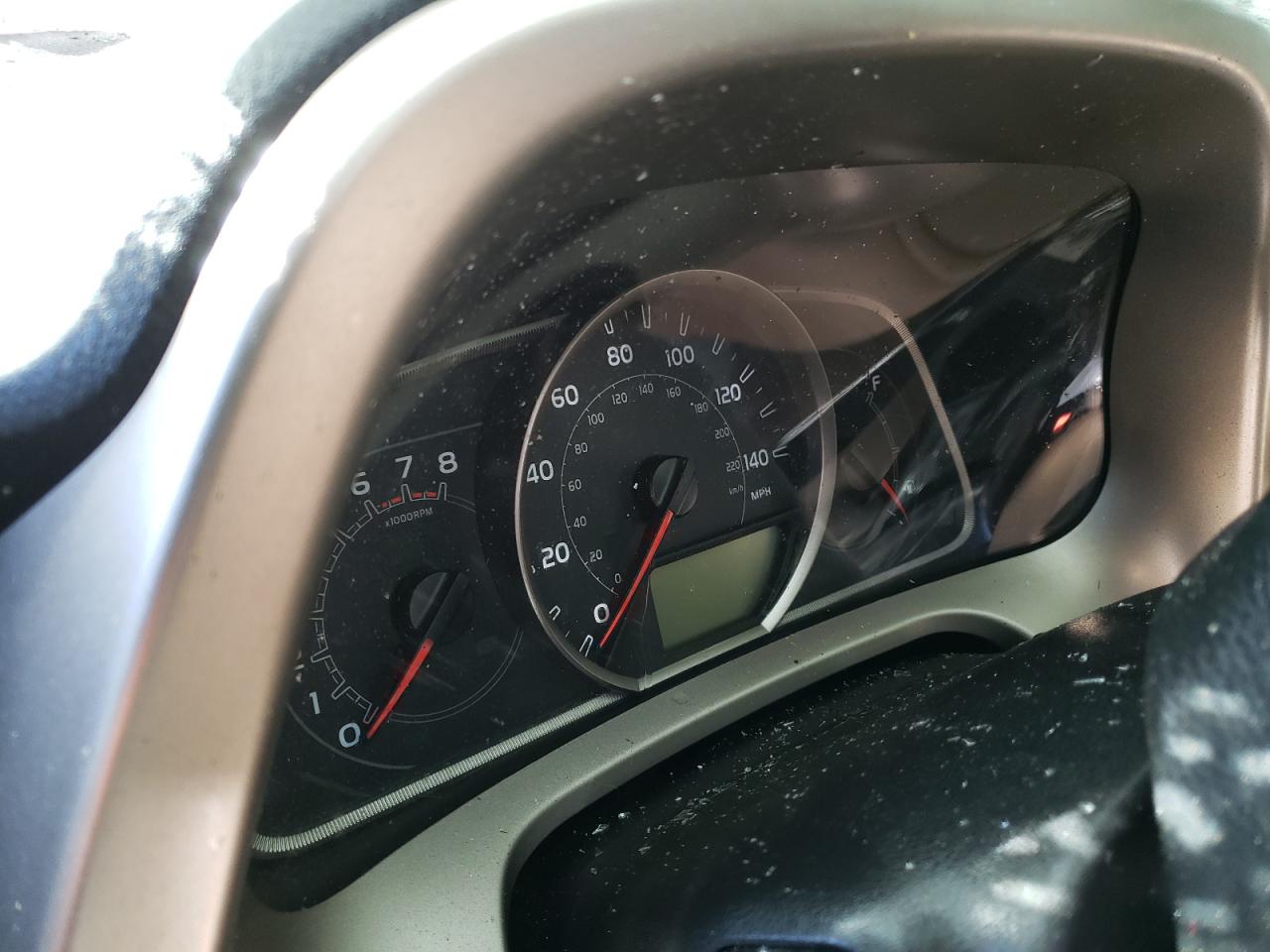 Photo 8 from auction – 2014 TOYOTA RAV4 XLE with VIN 2T3RFREV4EW186627
