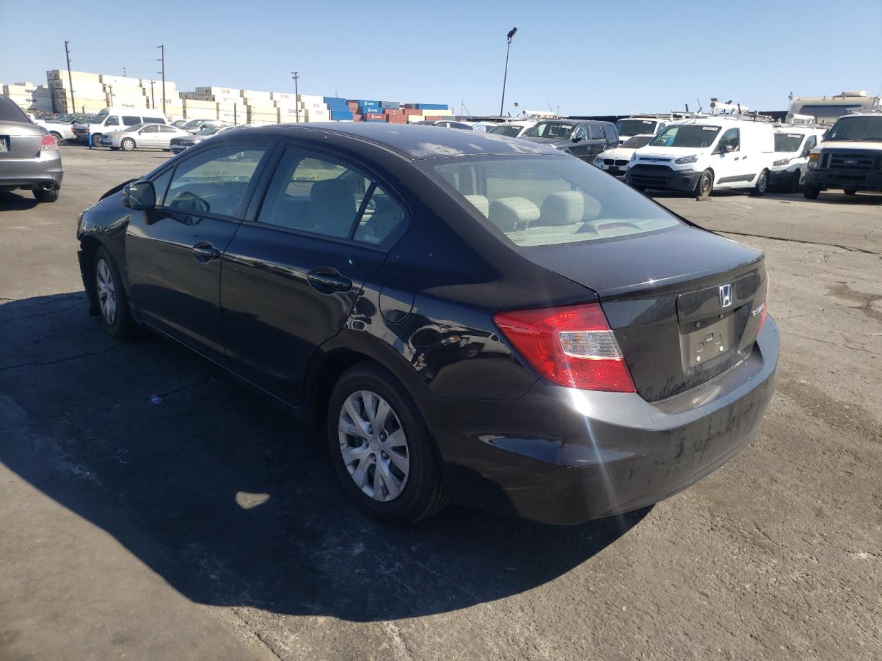 Photo 3 from auction – 2012 HONDA CIVIC LX with VIN 2HGFB2F57CH611969