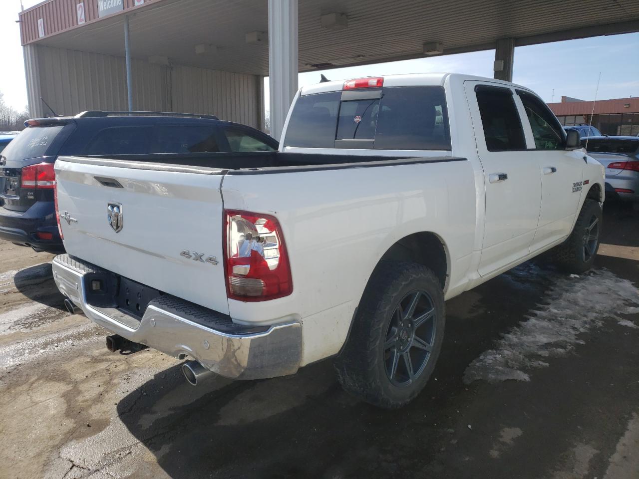 Photo 4 from auction – 2016 RAM 1500 SLT with VIN 1C6RR7LM2GS238989