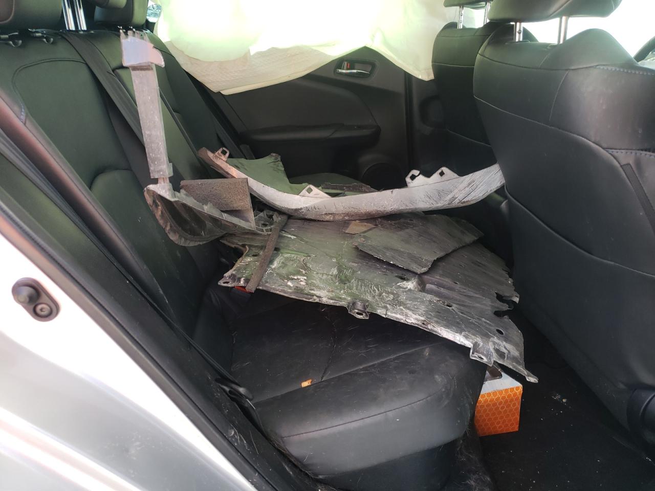 Photo 6 from auction – 2017 TOYOTA PRIUS with VIN JTDKARFU8H3029468