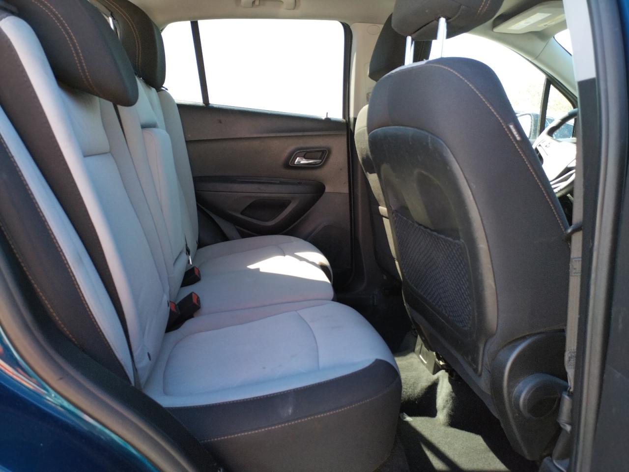 Photo 6 from auction – 2019 CHEVROLET TRAX 1LT with VIN 3GNCJLSB4KL314581