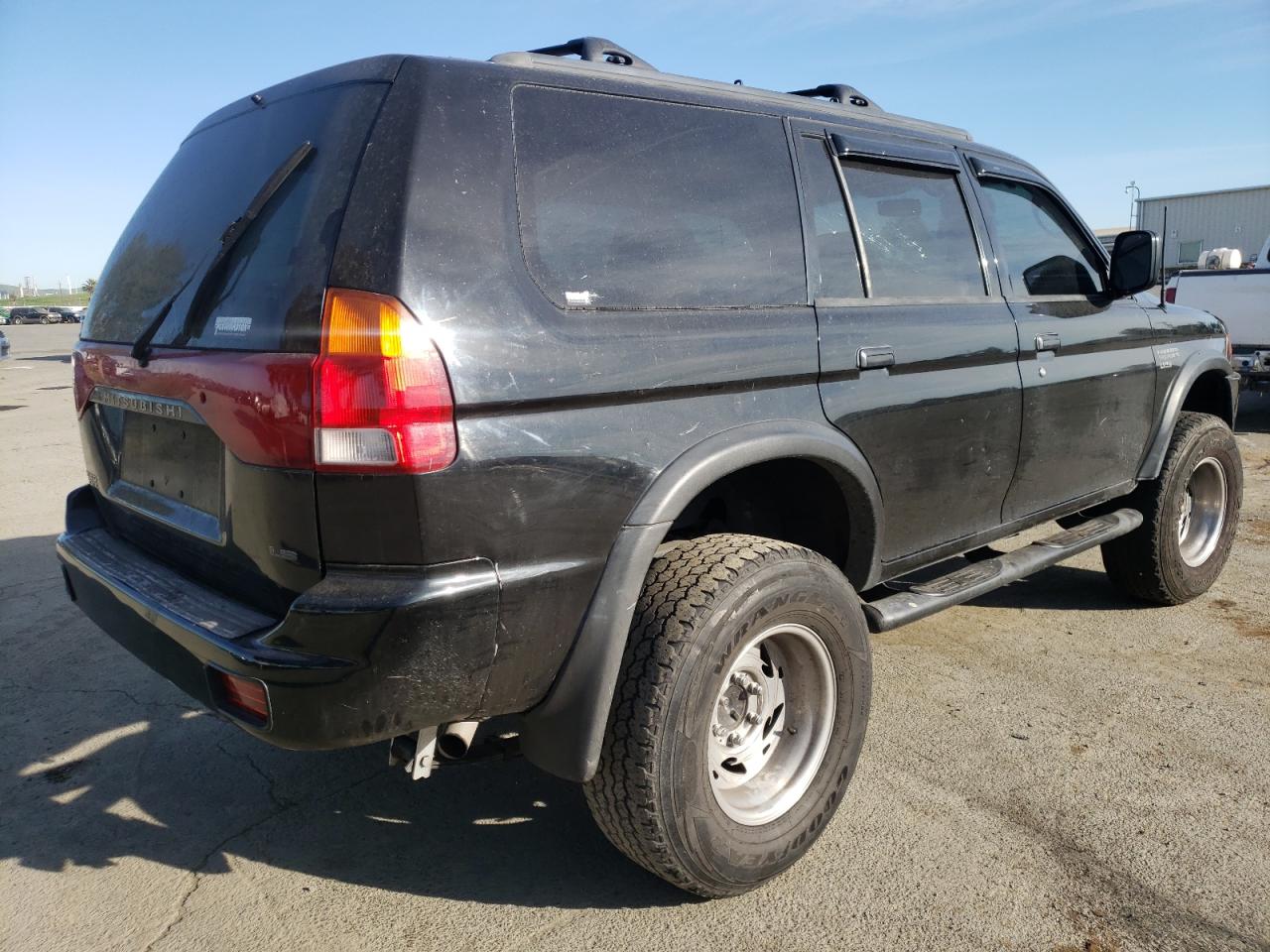 Photo 4 from auction – 1999 MITSUBISHI MONTERO SP with VIN JA4MT31H1XP034457
