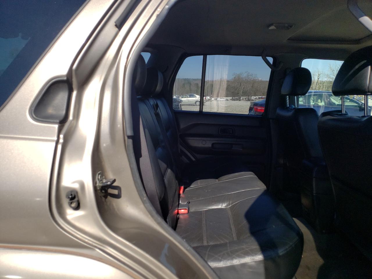 Photo 6 from auction – 2002 NISSAN PATHFINDER with VIN JN8DR09X32W661338