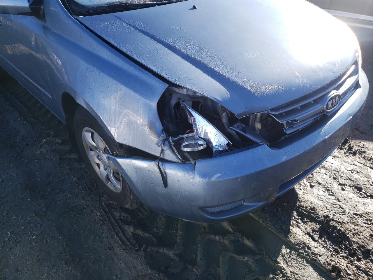 Photo 9 from auction – 2008 KIA SEDONA EX with VIN KNDMB233586264692