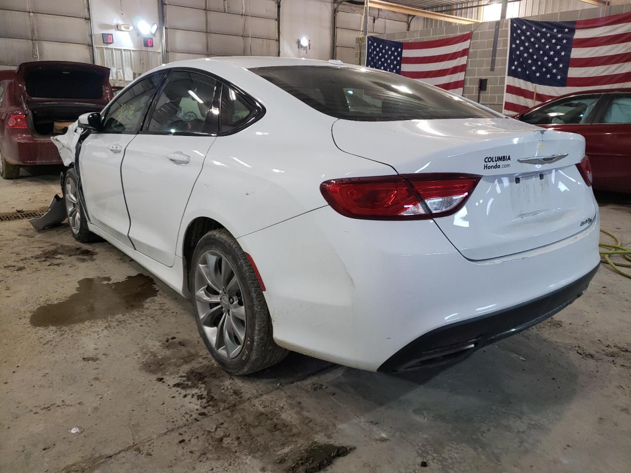 Photo 3 from auction – 2015 CHRYSLER 200 S with VIN 1C3CCCBB1FN682374