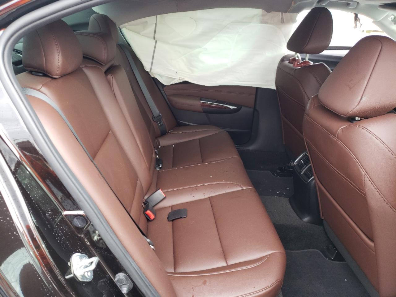 Photo 6 from auction – 2016 ACURA TLX with VIN 19UUB1F31GA002932