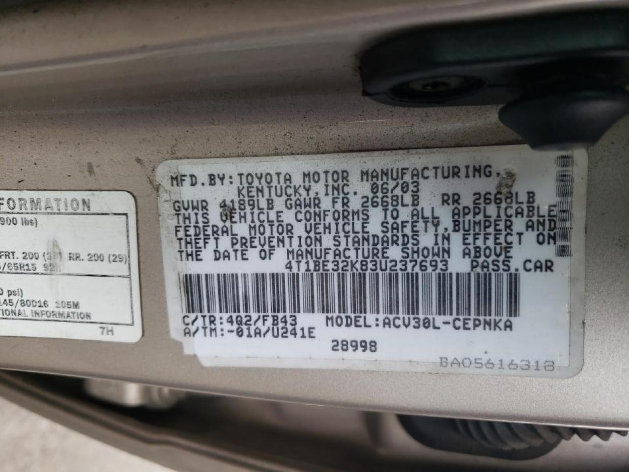 Photo 10 from auction – 2003 TOYOTA CAMRY LE with VIN 4T1BE32K83U237693