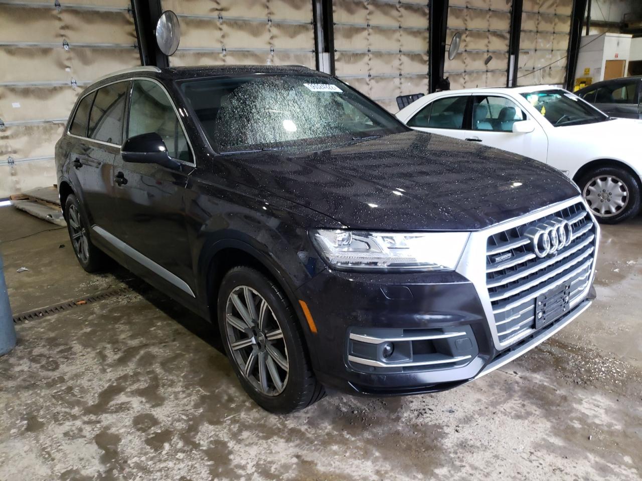 AUDI Q7 PRESTIG 2018 with VIN WA1VAAF77JD052274 - Photo from auction