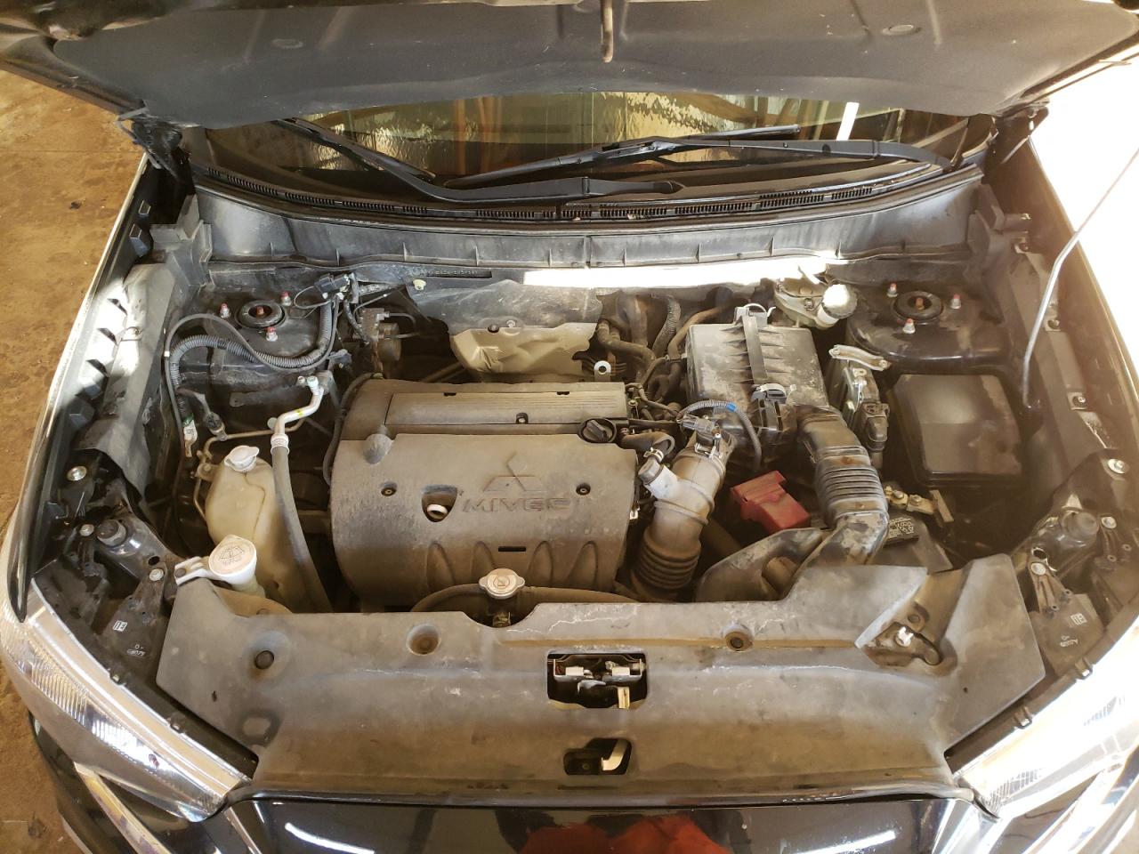 Photo 7 from auction – 2017 MITSUBISHI OUTLANDER with VIN JA4AR3AU9HZ039331