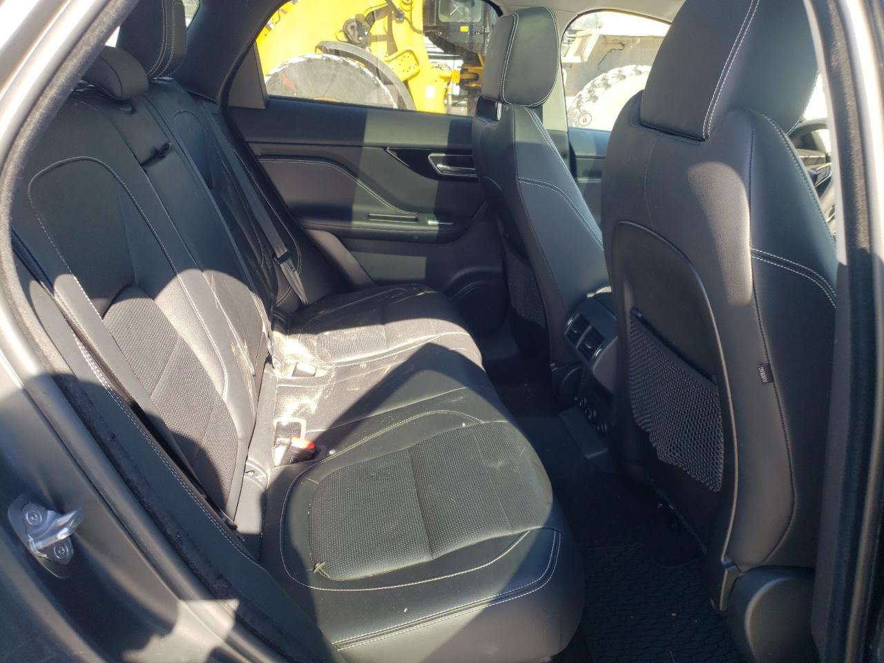 Photo 6 from auction – 2019 JAGUAR F-PACE R - with VIN SADCL2FX8KA361367