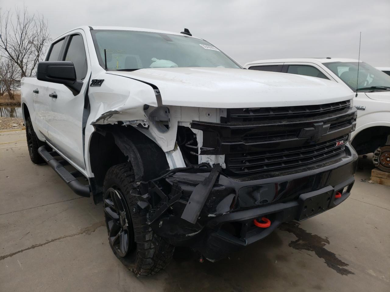 CHEVROLET SILVERADO 2021 with VIN 3GCPYFEDXMG418850 - Photo from auction