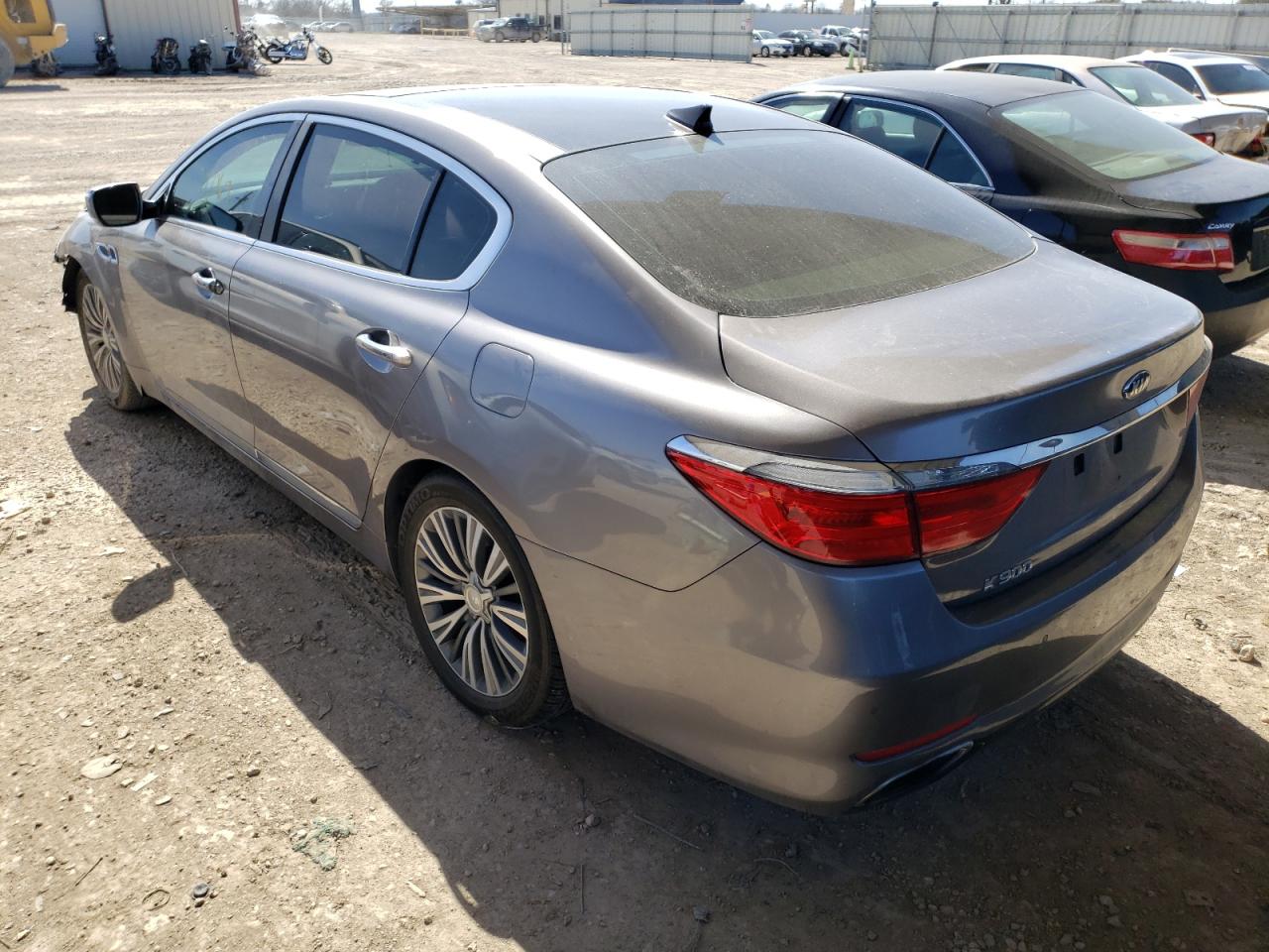 Photo 3 from auction – 2016 KIA K900 with VIN KNALU4D33G6031485