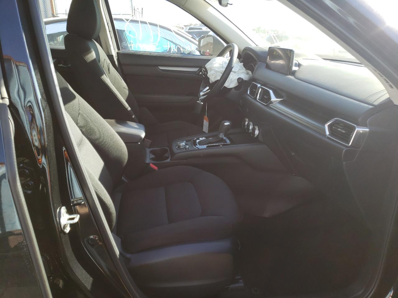 Photo 5 from auction – 2021 MAZDA CX-5 SPORT with VIN JM3KFBBM6M0373219