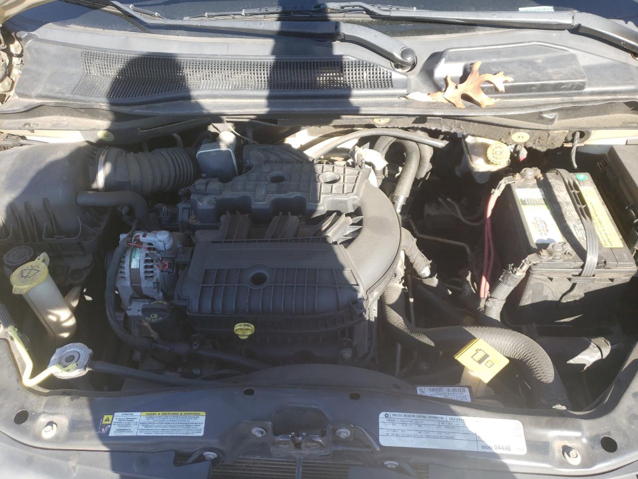 Photo 7 from auction – 2010 DODGE GRAND CARA with VIN 2D4RN5DX2AR223664